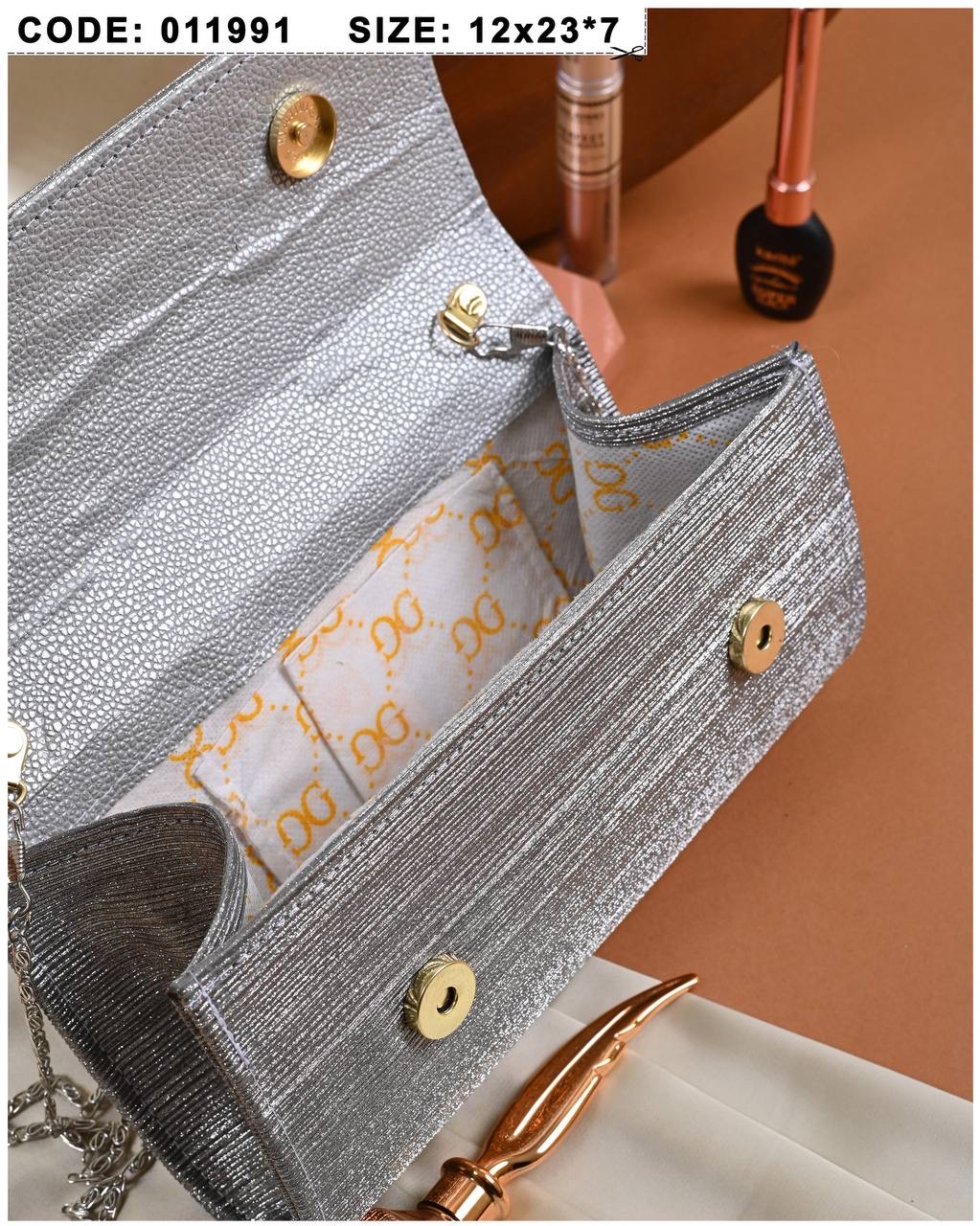 /public/uploads/photos/shares/Suzy bags/IMG_3350.jpeg